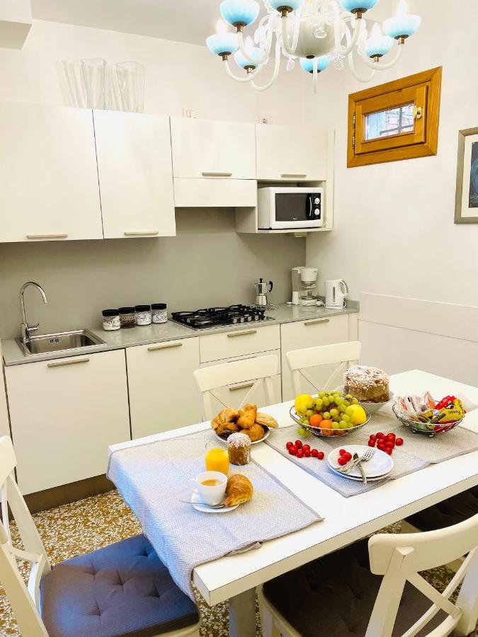 San Gregorio Venice Apartments Bagian luar foto