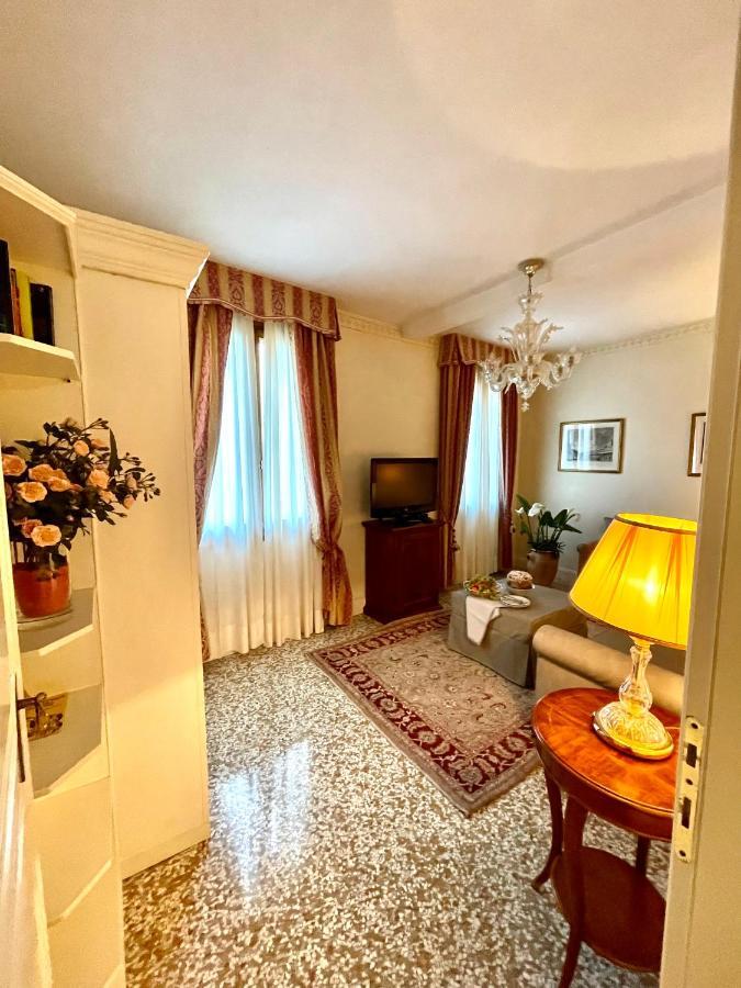 San Gregorio Venice Apartments Bagian luar foto